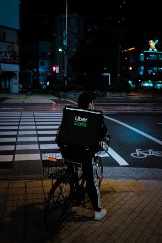 livreur uber eats